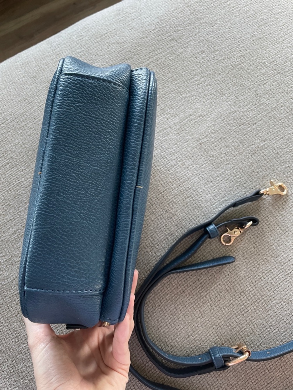 Poppy & Peonies Navy 24/7 Crossbody - Picture 2 of 9